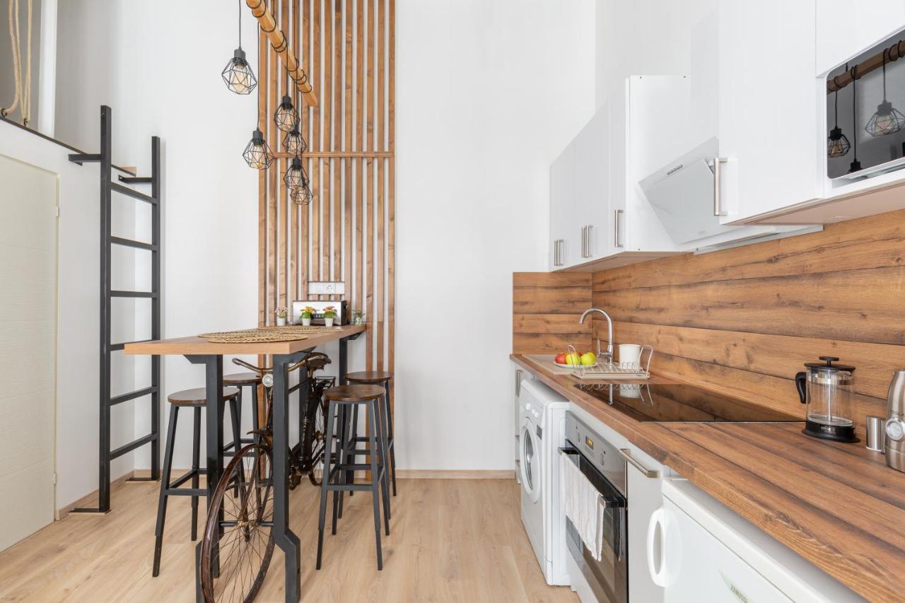Apartment Harsfa *